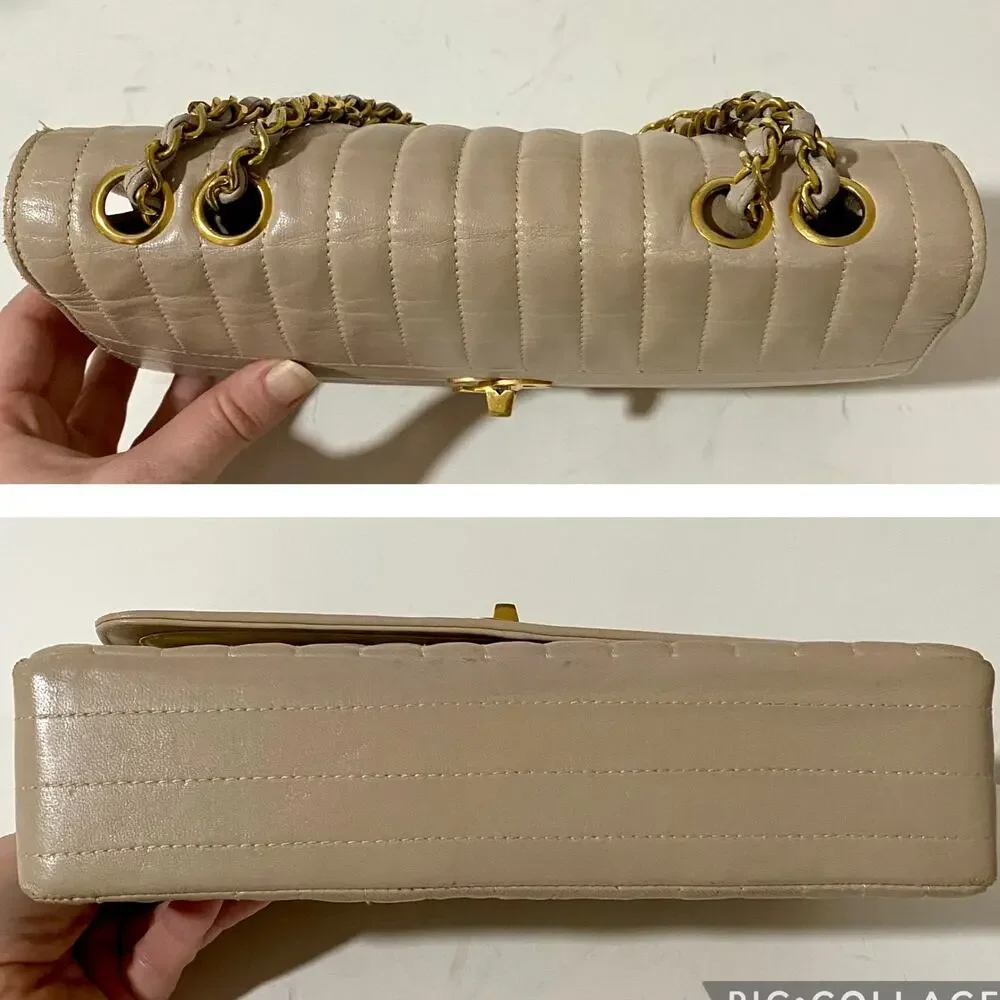 Chanel Medium Flap Bag Classic Vintage 2.55 Cream Handbag Vertical Quilted